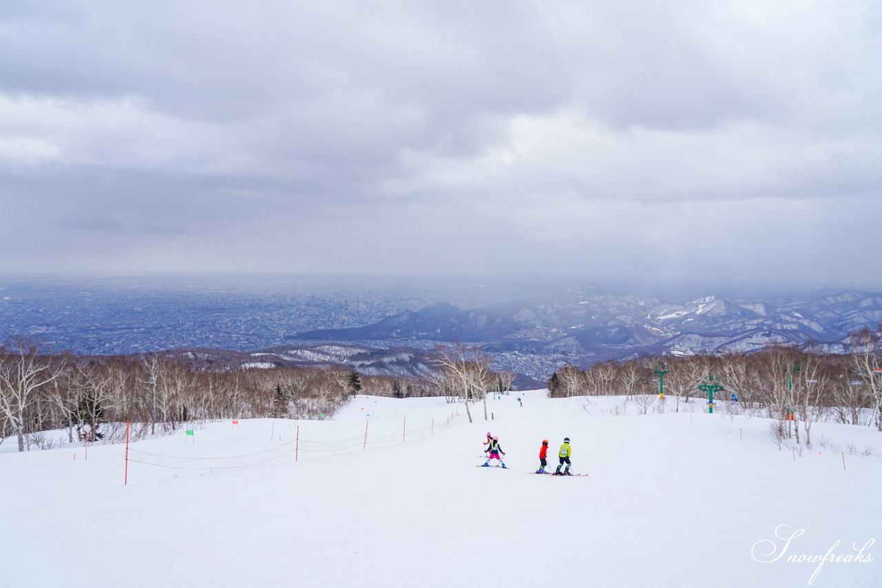 サッポロテイネ　シーズン通常営業最終日。今後は、5月のゴールデンウイークまで土日祝日のみ『特別春スキー営業』です。